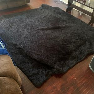 Reversible queen comforter